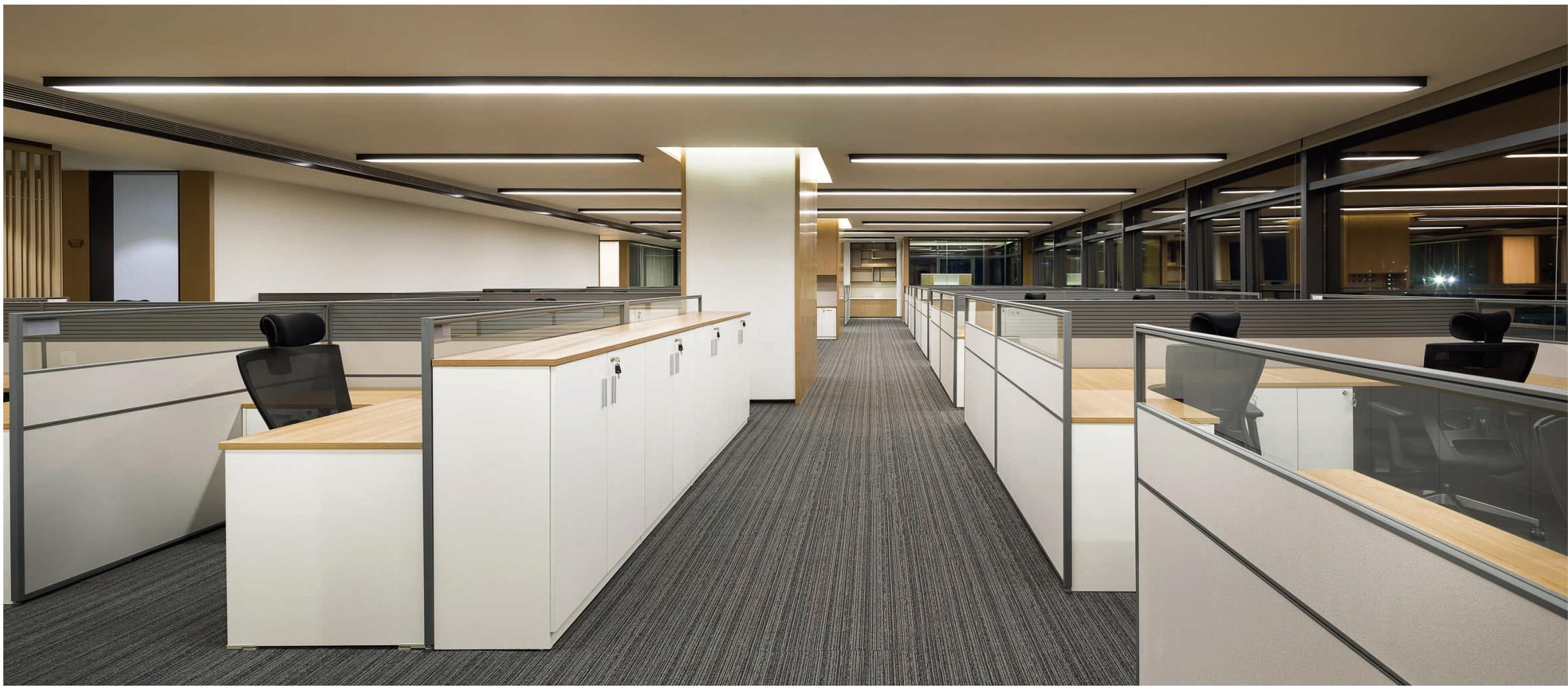 Max06 panel station application